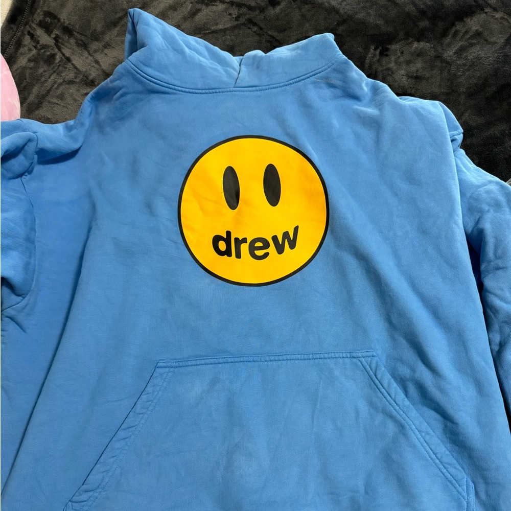 Barely worn drew house hoodie. Love this hoodie but it’s a little too oversized
